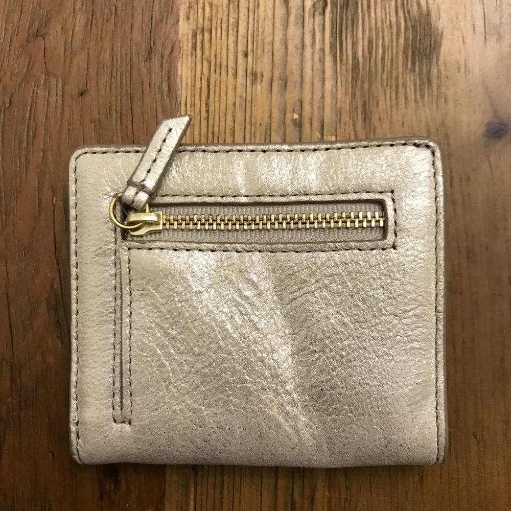 NWT Fossil small wallet - Picture 2 of 3